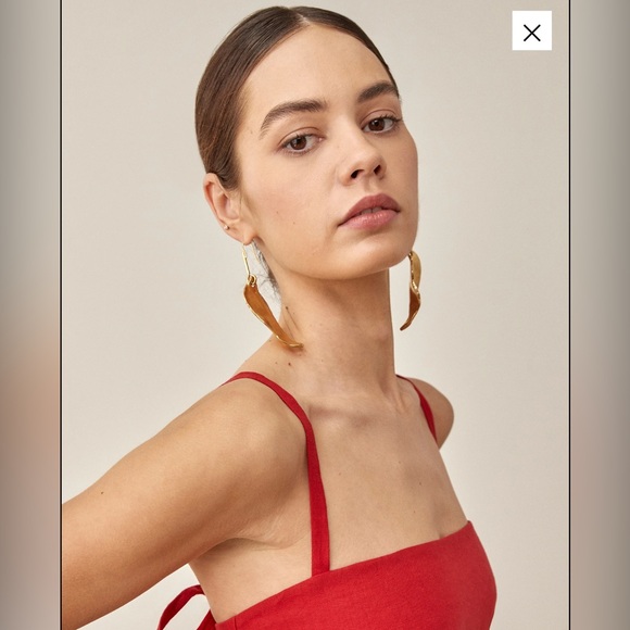 Reformation gorgeous red dress NWT! 💃🏼 - Picture 2 of 6